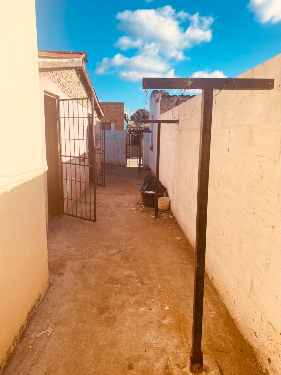 11 Bedroom Property for Sale in Kwazakhele Eastern Cape